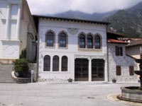 clicka sull'immagine per ingrandirla